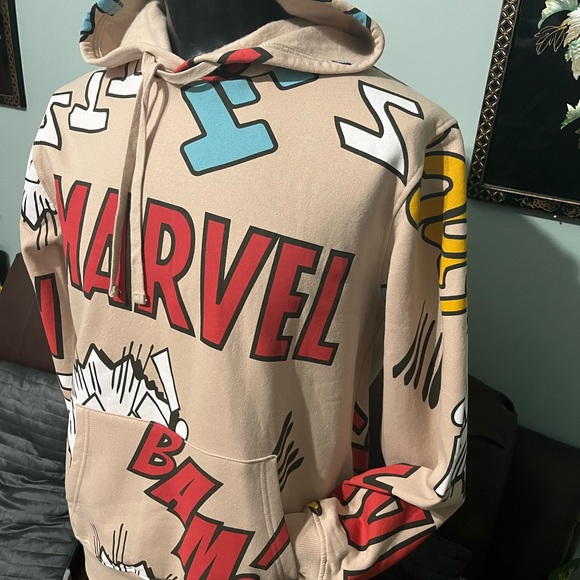 DISNEY MARVEL MENS HOODED SWEATER SIZE LARGE New With Tags - Picture 3 of 9